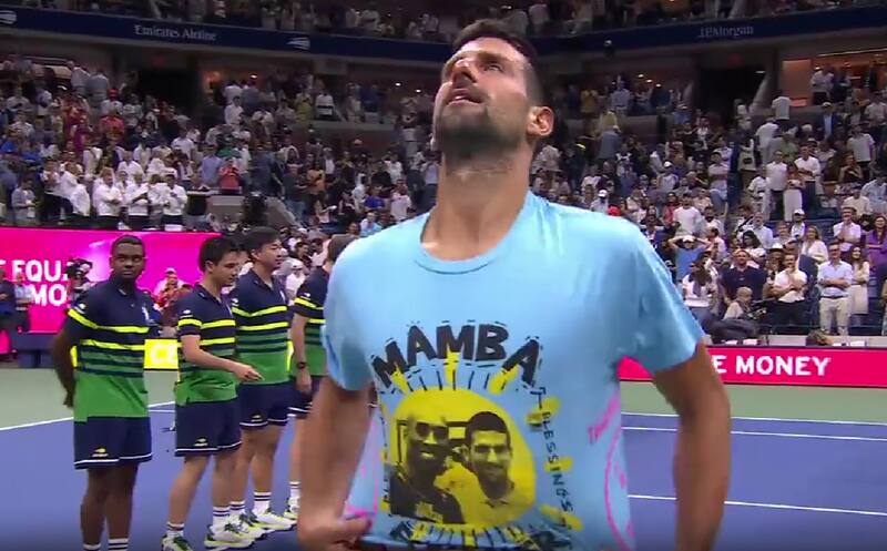 El tenista serbio homenajeo a Kobe Bryant por su Grand Slam número 24.