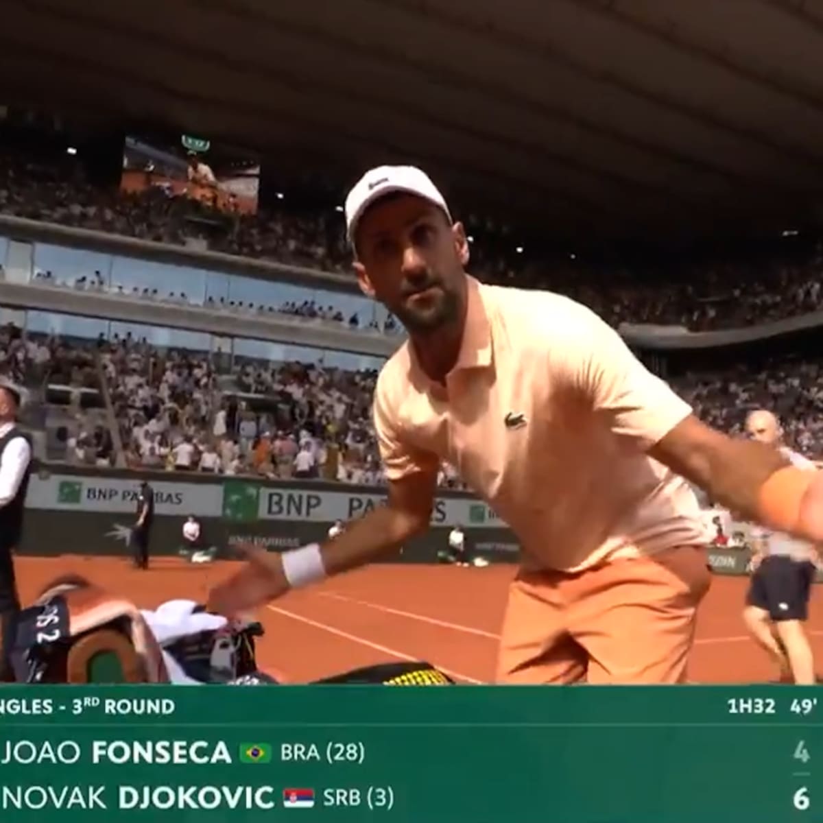 VIDEO | El curioso enojo de Novak Djokovic en Roland Garros: “Un poco más y...”