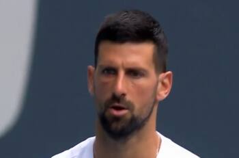 Novak Djokovic sorprende a todos en la final del Masters 1000 de Miami por afección en el ojo