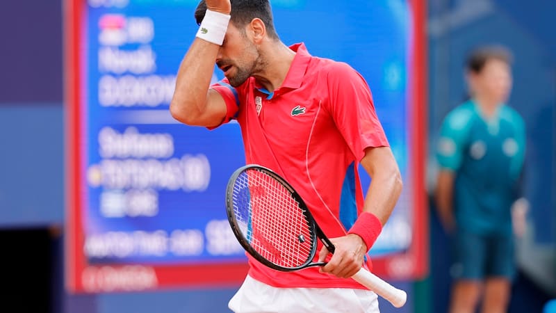 VIDEO | ¿Se retira? La lesión que hace peligrar el sueño olímpico de Novak Djokovic en París 2024