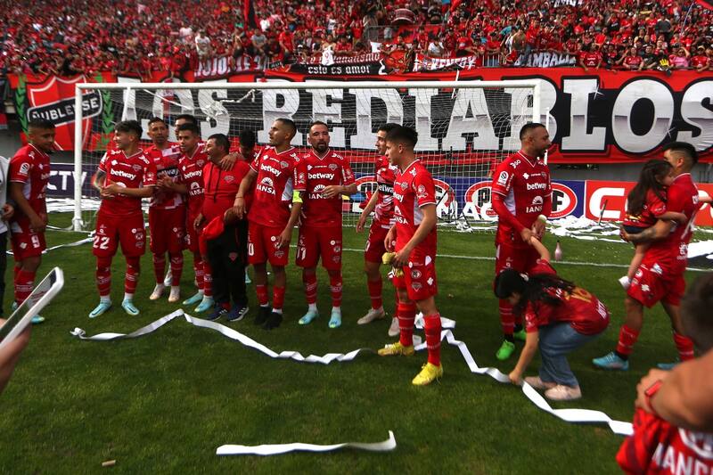 Federico Mateos y Matías Moya en 2022 con la camiseta de Ñublense.