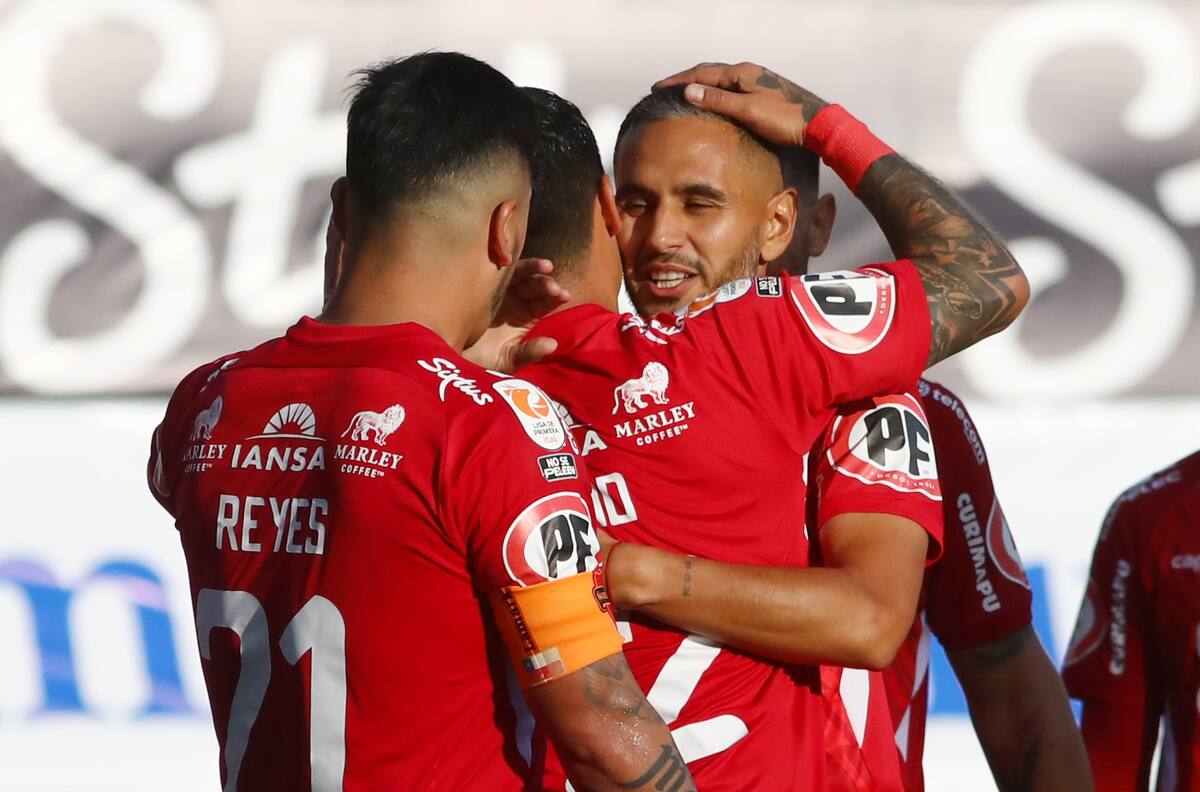 No siguen en el club: Ñublense confirmó la salida de dos referentes para 2026