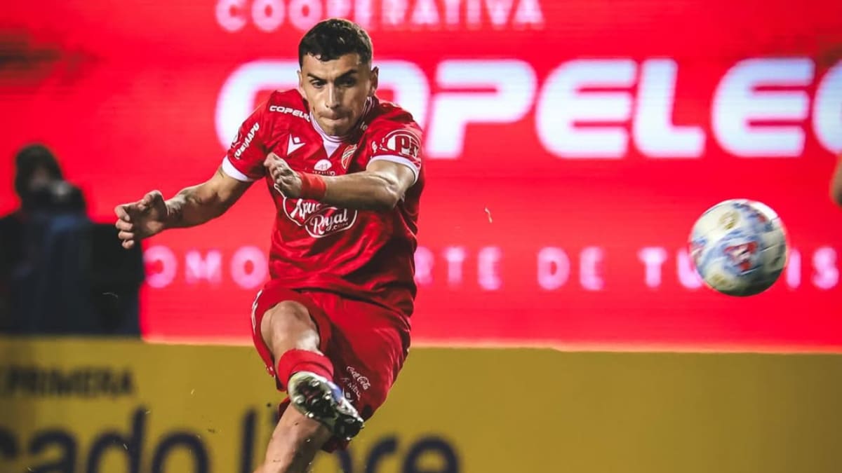 “Mi papá me decía que pateara nomás”: Diego Céspedes, el héroe de Ñublense y su receta para el golazo inolvidable a la U