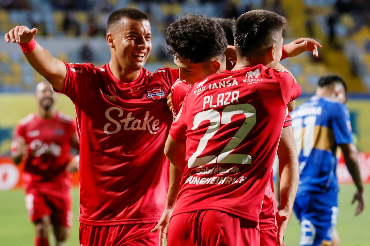 Los Rojos reciben a Deportes Iquique. Foto: Aton