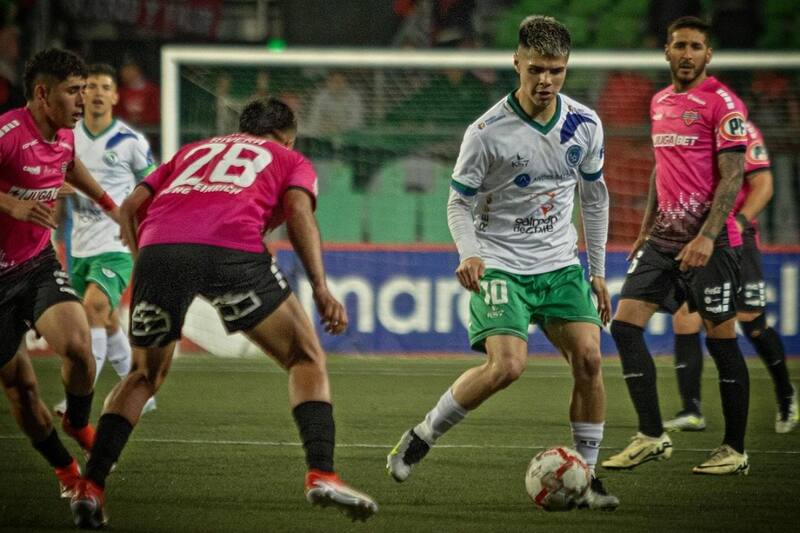 Ñublense recibe a Puerto Montt por Copa Chile.