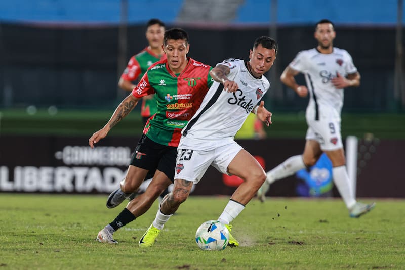 Los Diablos Rojos se encuentran en plena disputa de la llave internacional ante Boston River de Uruguay, por Copa Libertadores. Foto: Agencia Aton.