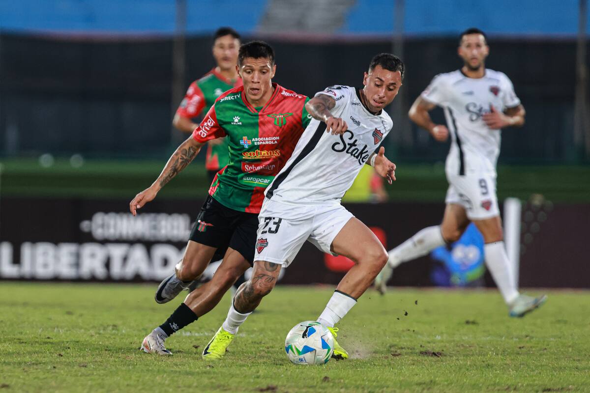 Martín Rodríguez será titular. Foto: Photosport