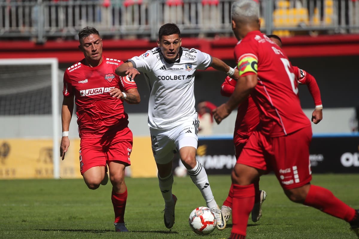 Colo Colo ante Ñublense en la primera rueda del Campeonato Nacional 2024