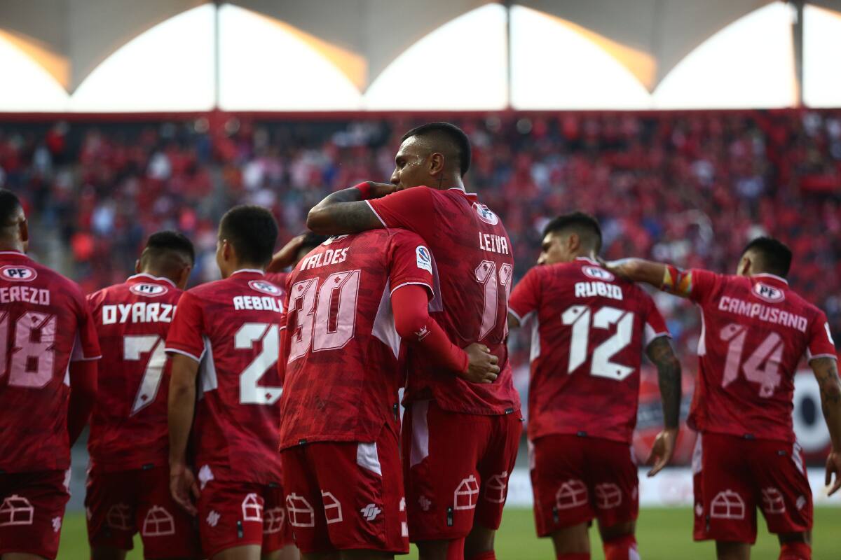 Ñublense derrotó por 2-1 a O´Higgins de Rancagua y trepó hasta la novena posición de la tabla. Foto: Agencia Aton.