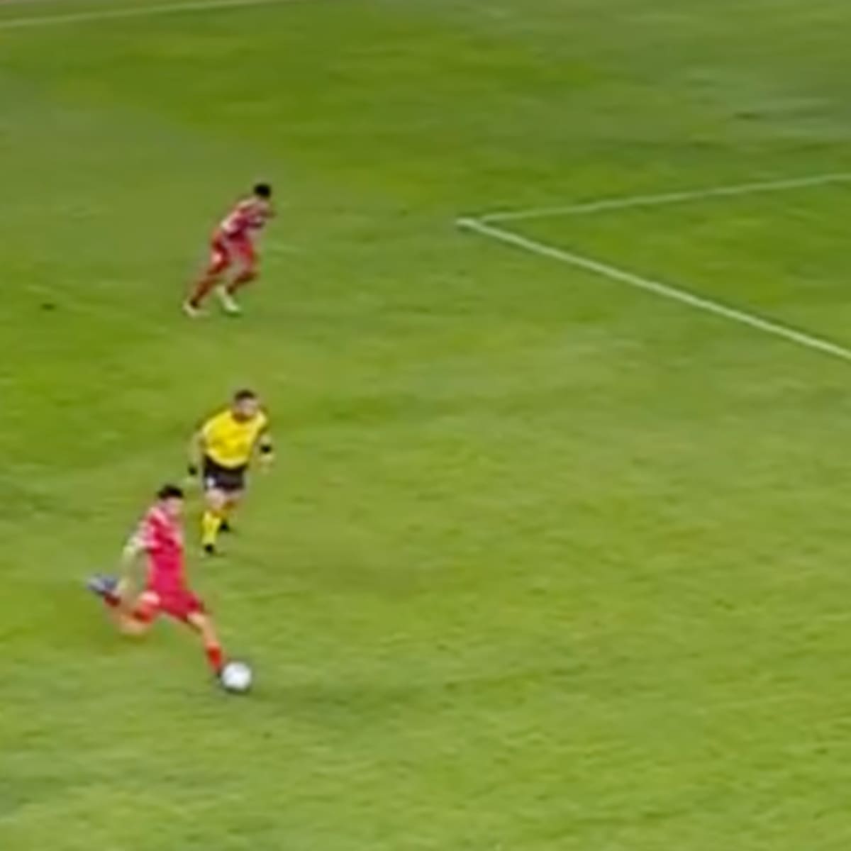 VIDEO | El golazo de tiro libre de Diego Céspedes para que Ñublense le ganara en la agonía a la U