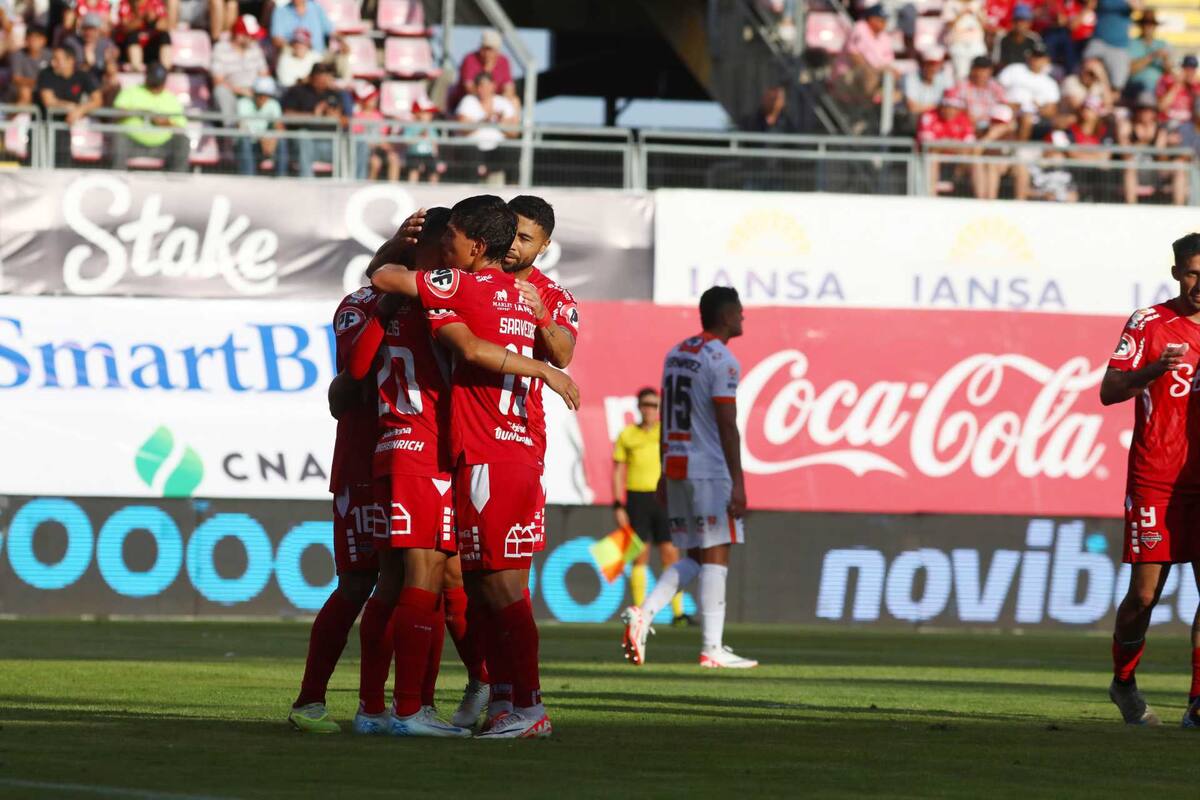 No tendrá estreno en sociedad de sus refuerzos antes del debut. Foto: Agencia Aton