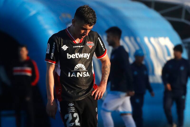 El jugador de Ñublense Pablo Aránguiz es fotografiado durante el partido de primera división contra Magallanes disputado en el estadio Municipal San Bernardo en Santiago, Chile, 16/07/2023. Foto: Aton.