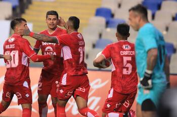 Ñublense sorprende y pone a la venta a unas de sus figuras tras indisciplina