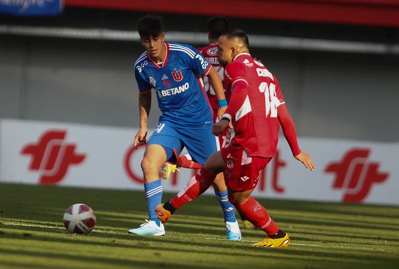 Ñublense vs Universidad de Chile no se sacaron ventajas en Chillán. Crédito: Agencia Aton.