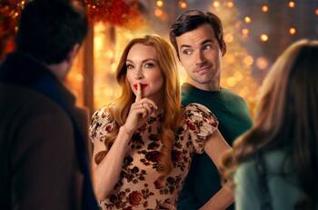 “Nuestro Secretito”: De qué se trata la nueva comedia navideña con Lindsay Lohan que es la más vista en Netflix