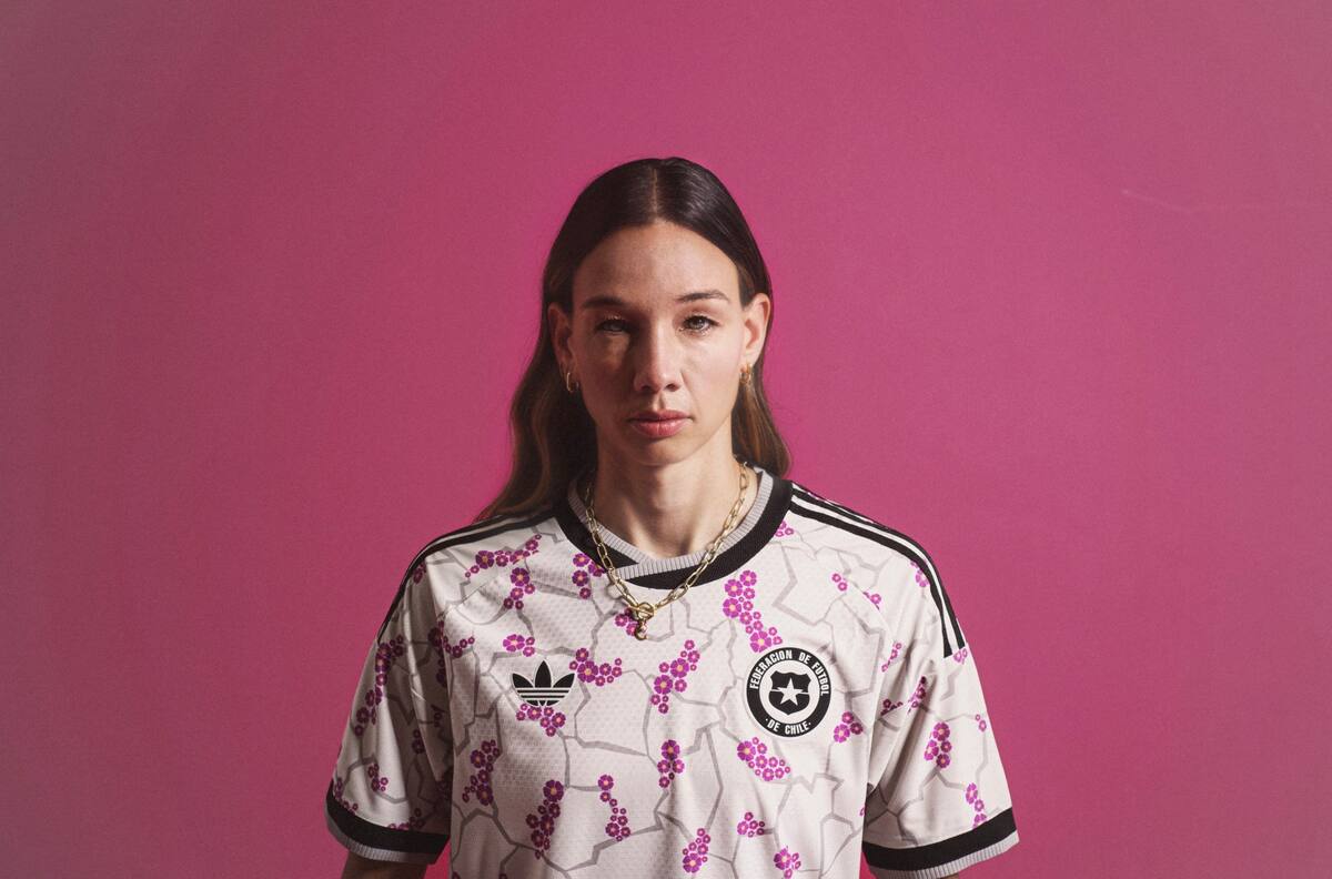 IMÁGENES: Así será la sorprendente nueva camiseta de la Selección Chilena