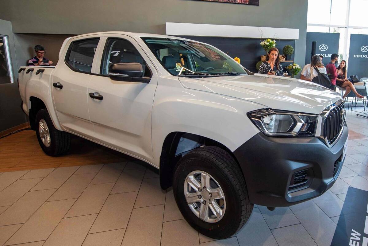 Andes Motor presentó el nuevo modelo de camioneta Maxus T60 con motor bencinero