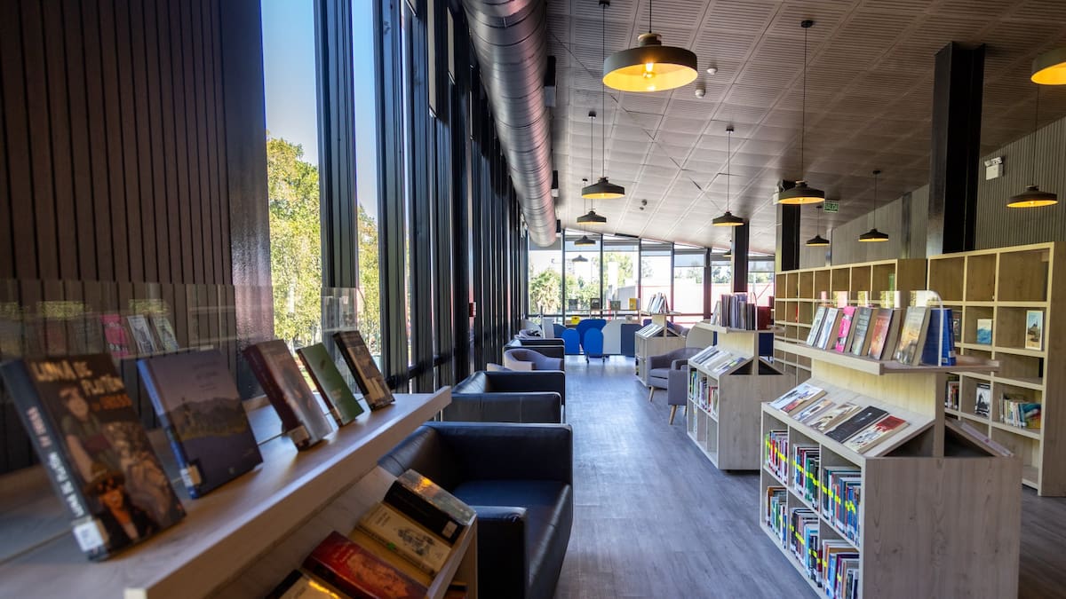 Inauguran espectacular nuevo Café Literario en la RM: tiene dos pisos y 370 metros cuadrados construidos