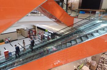 “Enfoque de género”: La exigencia que está complicando la construcción de nuevo Mall en la RM