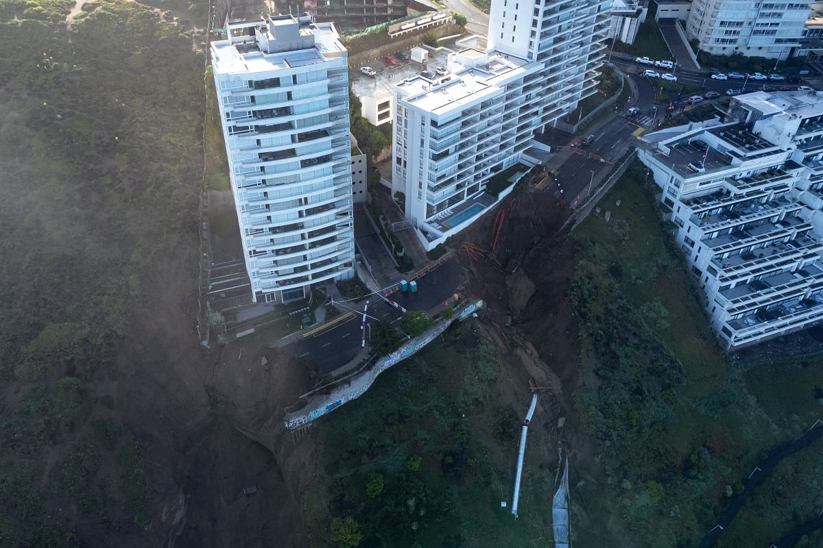 Ahora la situación es crítica en el edificio Kandinsky debido al nuevo socavón.