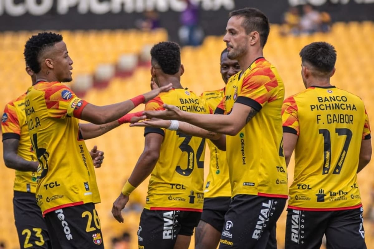 entra en rebeldía en Ecuador.