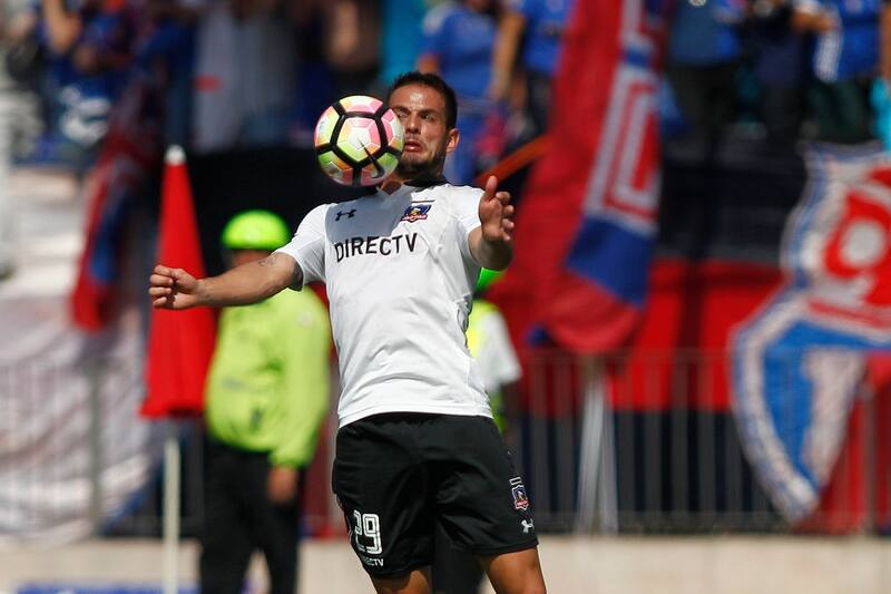 en el partido de Colo Colo ante la U en el Estadio Nacional. Foto: Aton.