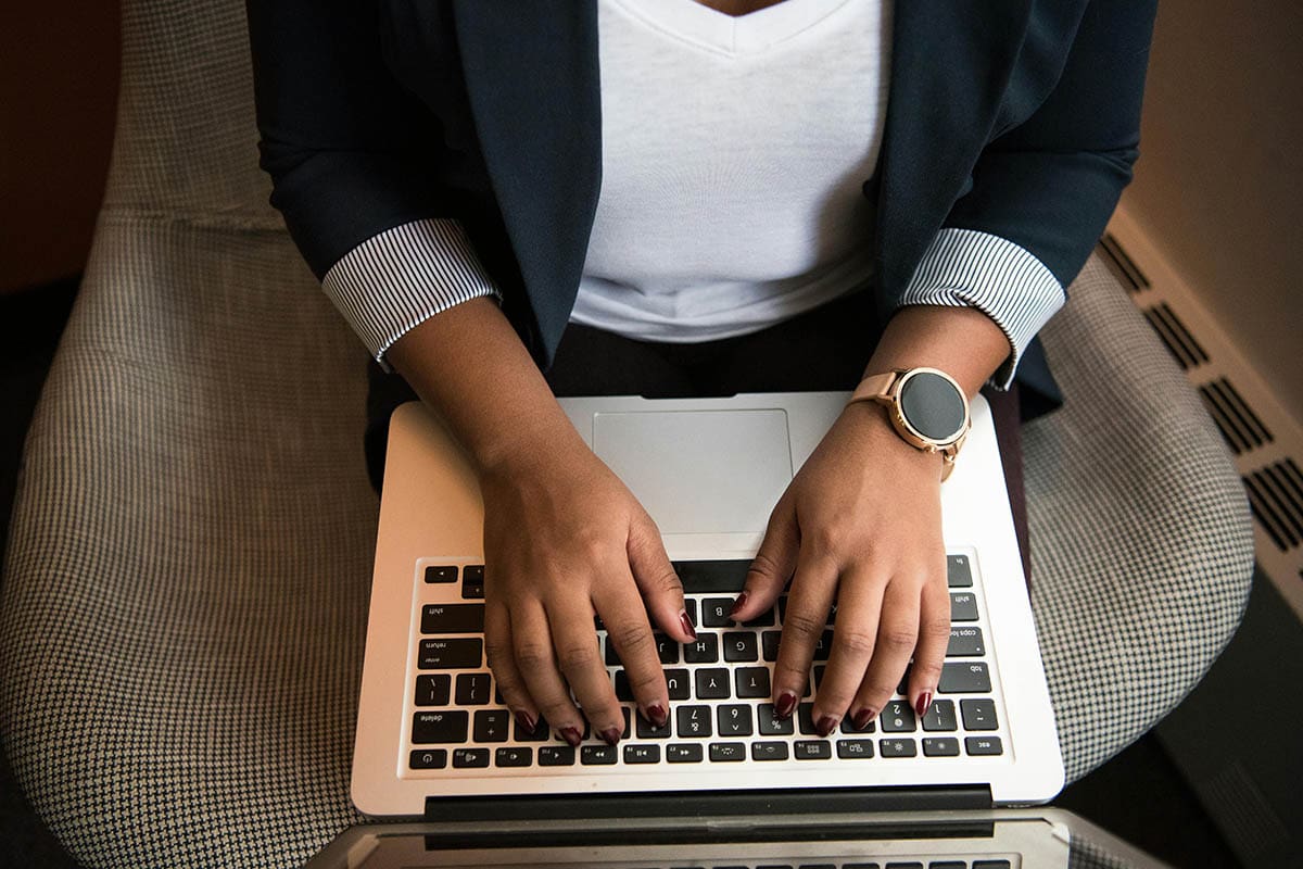 Así puedes postular a una de estas ofertas de trabajo. Créditos: Pexels.