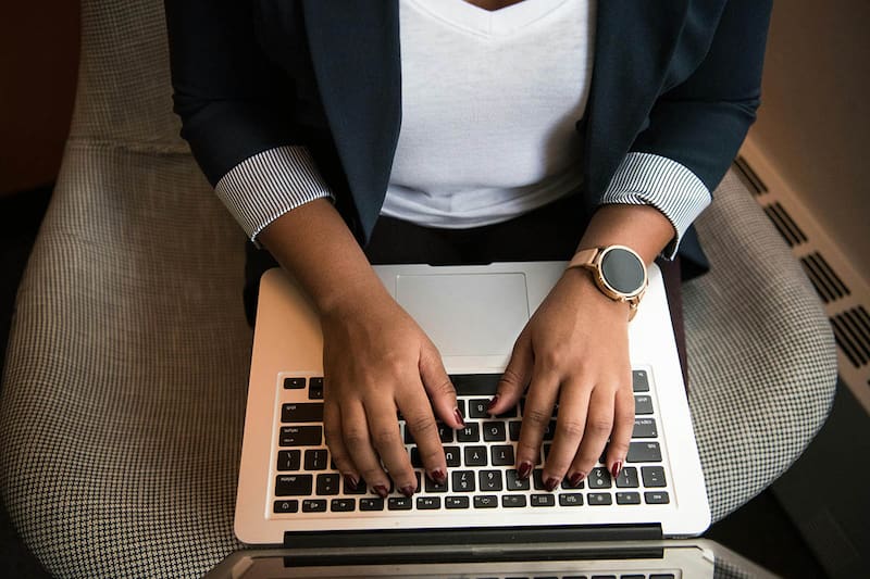 Así puedes postular a una de estas vacantes. Créditos: Pexels.