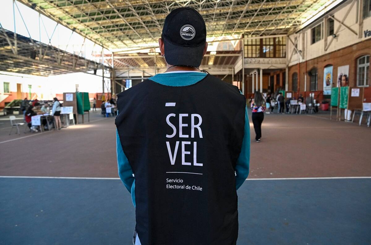 SERVEL publica ofertas de trabajo con sueldos que empiezan en $925.000