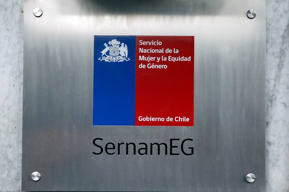 ¿Cuáles son los empleos disponibles en el SERNAMEG?