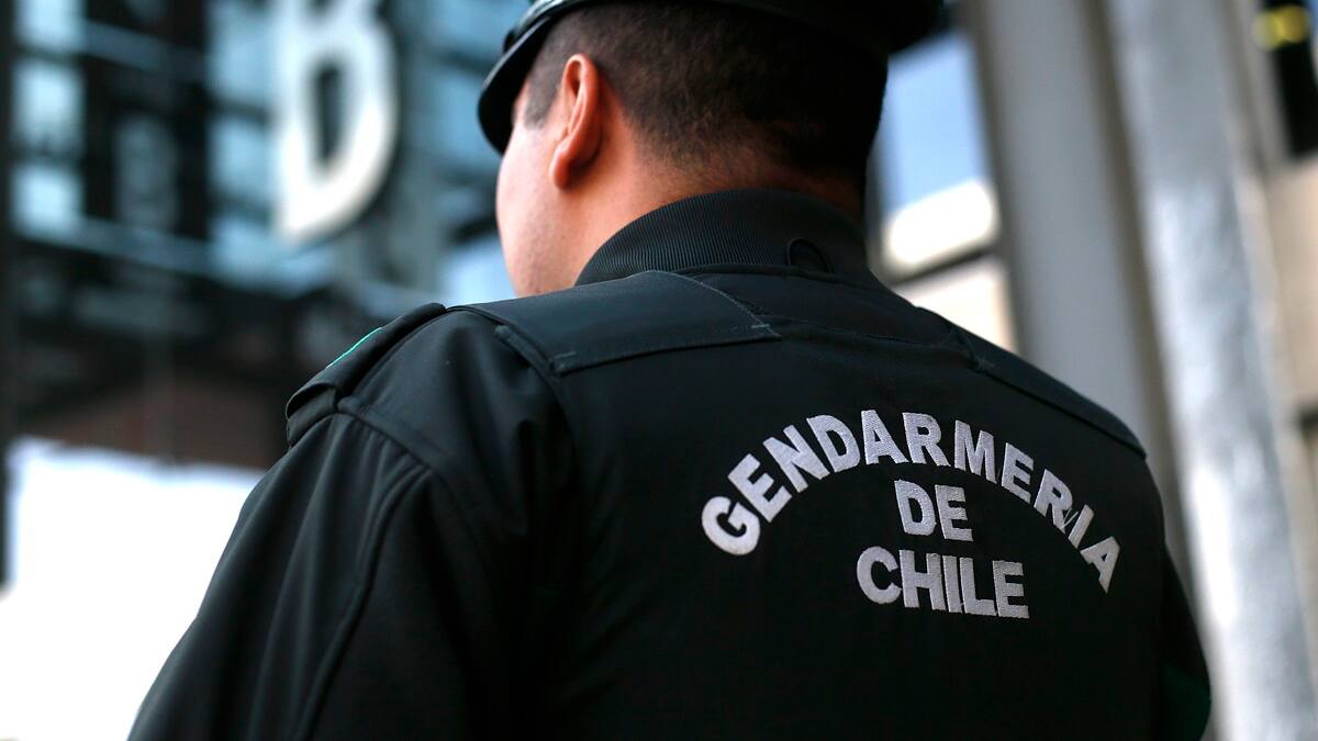 Gendarmería de Chile se encuentra en busca de personal de salud: Los sueldos superan el $1.000.000
