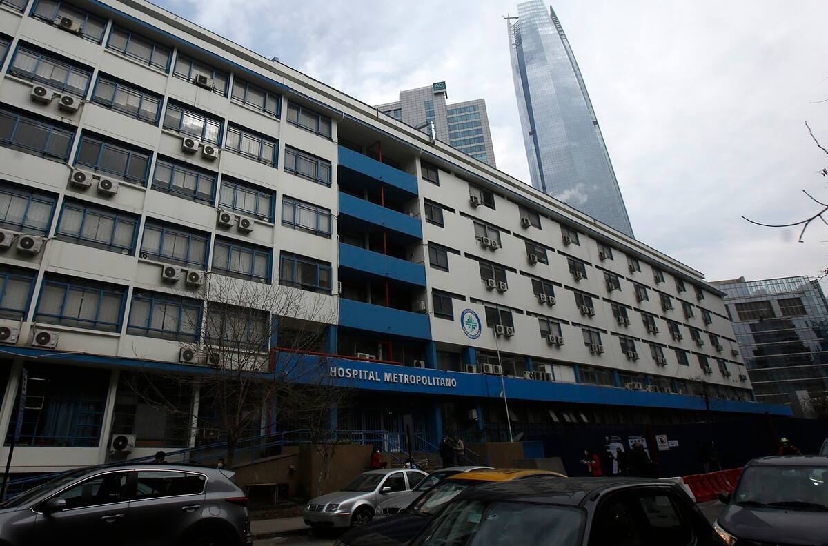 Ofertas de trabajo en el Hospital Metropolitano: Los sueldos comienzan en $740.000 y alcanzan hasta $1.700.000