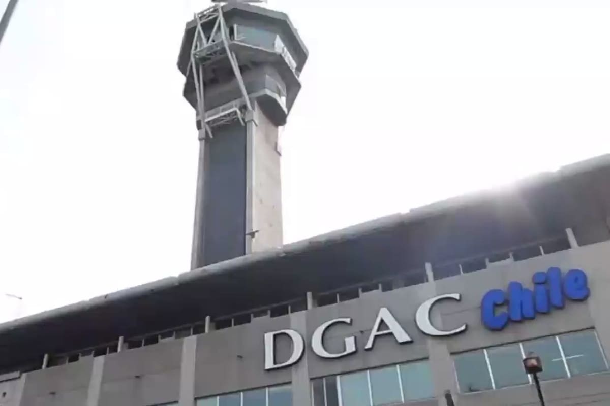 Estos son los empleos que tiene la Dirección General de Aeronáutica Civil.
