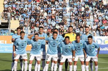 Brilló en el fútbol chileno, lo acusaron de falsificar su identidad y podría quedar libre para 2024