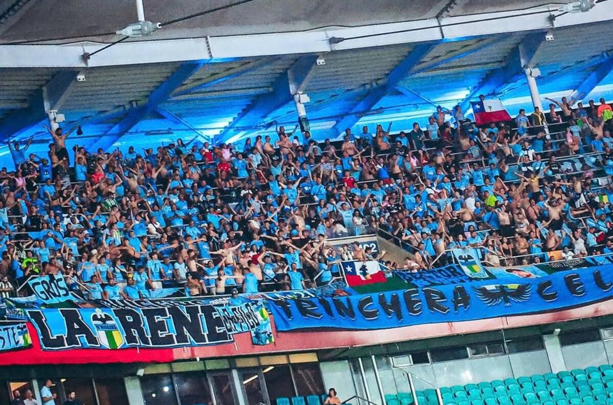 La U ya recibió este castigo: la dura sanción a la que se expone O’Higgins por los gestos racistas de un hincha