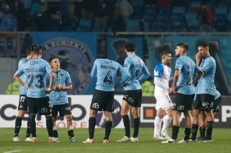 sigue buscando técnico.