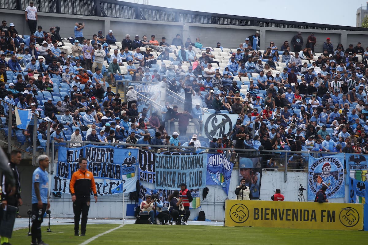 Hinchas de O’Higgins durante el partido ccontra Cobreloa.