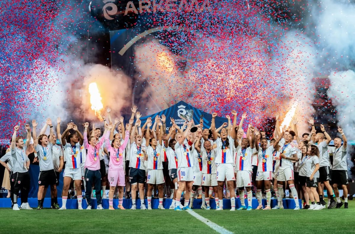 Christiane Endler pasa las penas de Champions League con un nuevo título de Primera División