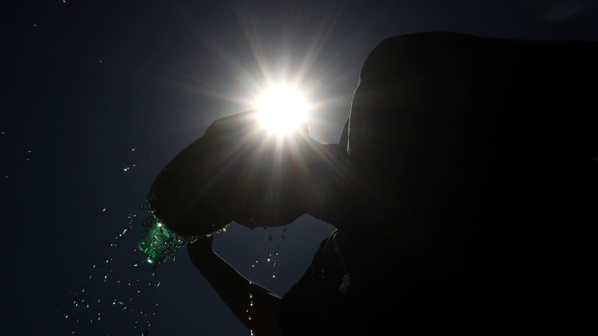 Ola de calor extrema en Año Nuevo: Máximas superarán los 37°C en la Región Metropolitana este 31 de diciembre