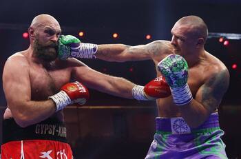 Ya es leyenda: Usyk volvió a derrotar a Fury para seguir como el rey de los pesos pesados