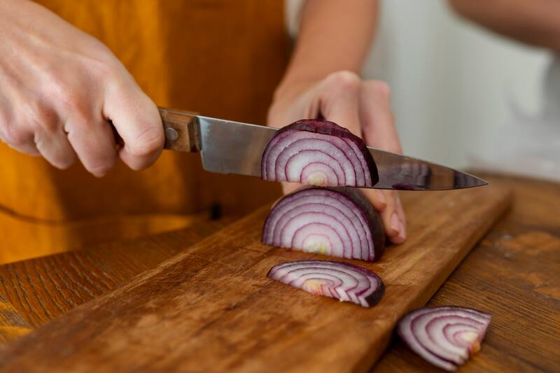 Puedes eliminarlo sin productos que dañen tu piel.