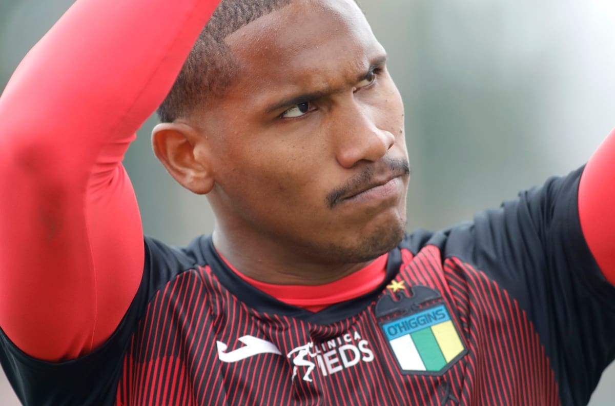 Se acabó el sueño: Omar Carabalí queda fuera del Mundial 2026 tras decisión de Sebastián Beccacece en Ecuador