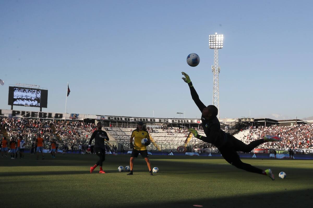 El portero volvió a brillar en O'Higgins. Foto: Agencia Aton.