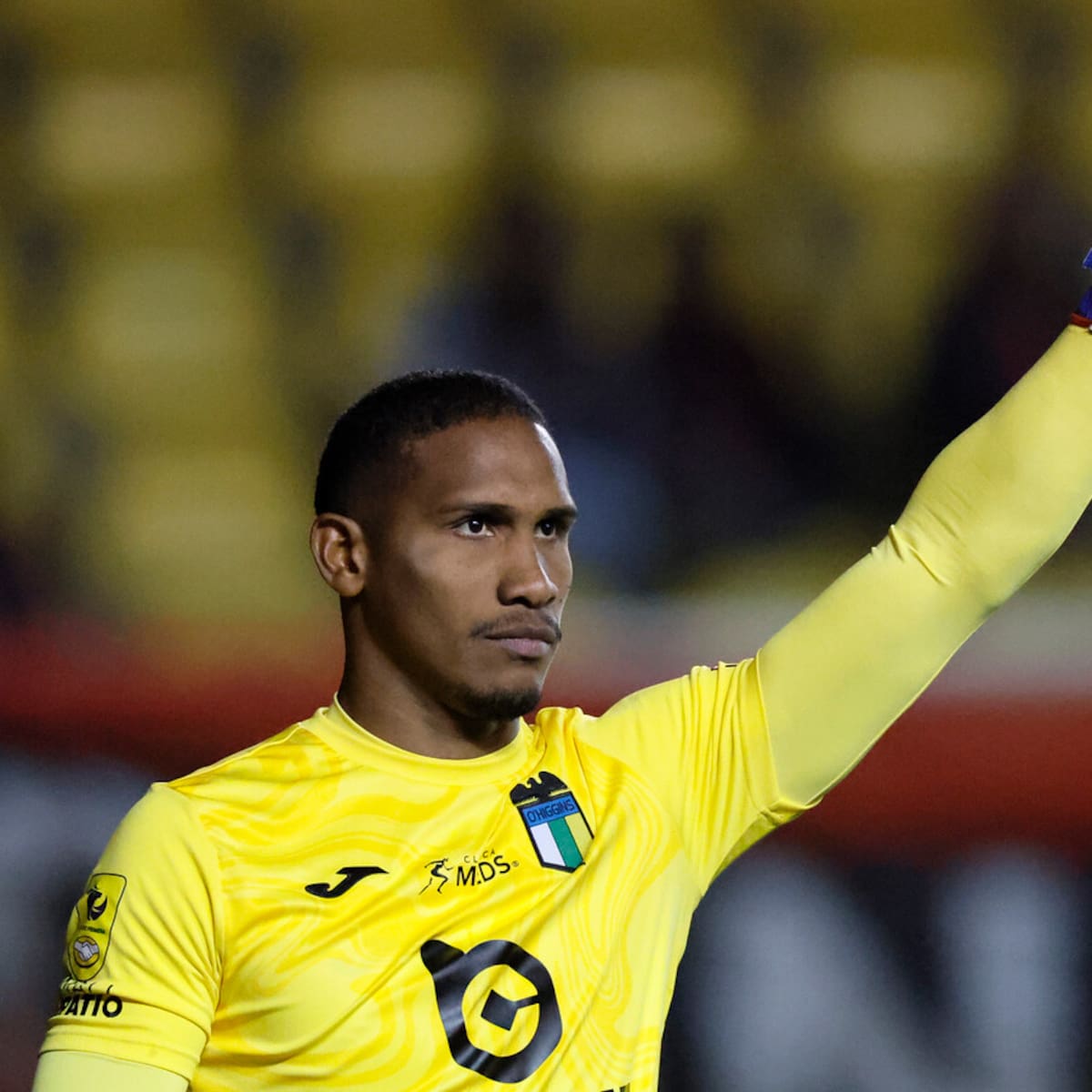 De la Roja a la Tri: FIFA autorizó a Omar Carabalí para jugar por Ecuador y espera el llamado para el Mundial 2026