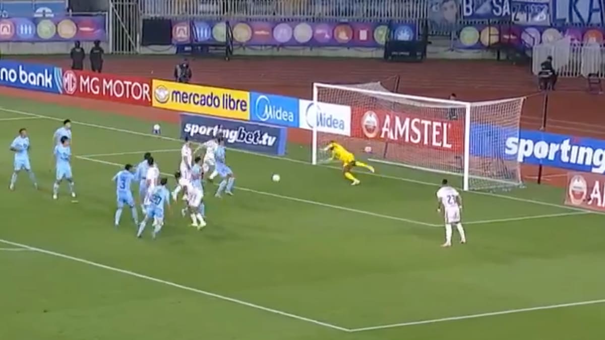 VIDEO | Tucu Contreras pudo anotar un golazo, pero Omar Carabalí se lució con tremenda atajada