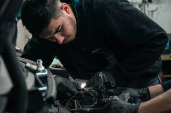 Sueldos superan el $1.700.000: Revisa las ofertas de trabajo de la OMIL de San Miguel