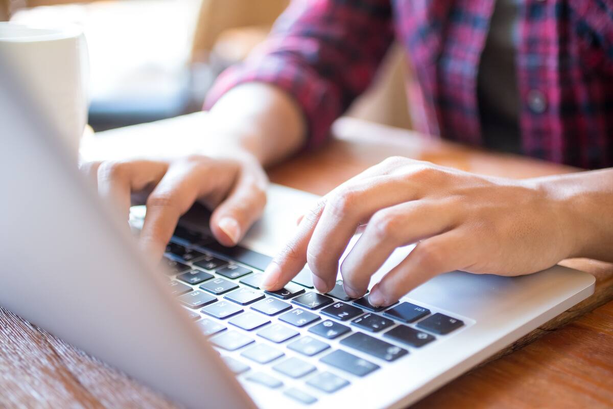 Conoce las fechas en las que podrás hacer el trámite. Créditos: Freepik.
