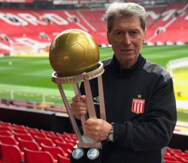 El desaparecido capitán de Estudiantes de La Plata y ex técnico de Audax, Cobreloa, Osorno, entre otros, seguía al pie de la letra algunos mandamientos cabaleros.