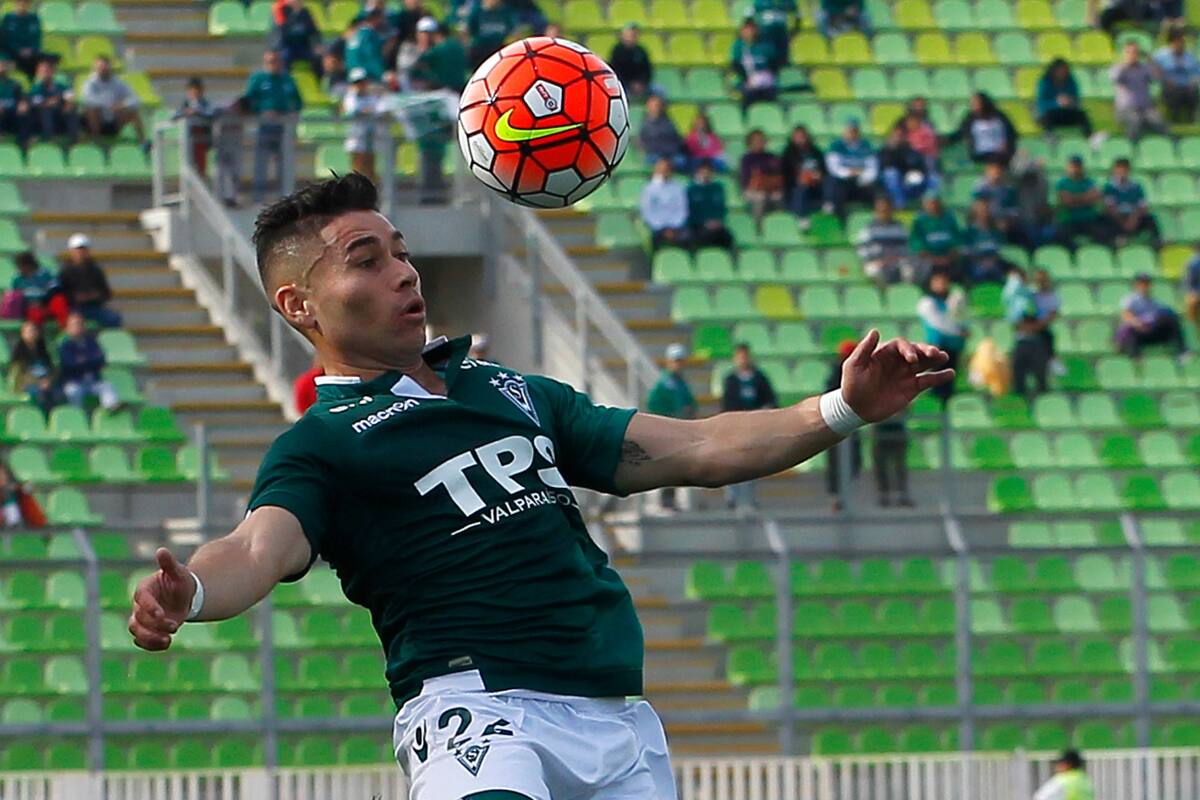 Su fichaje en Everton desató una nueva polémica de "traición". Foto: Agencia Aton.