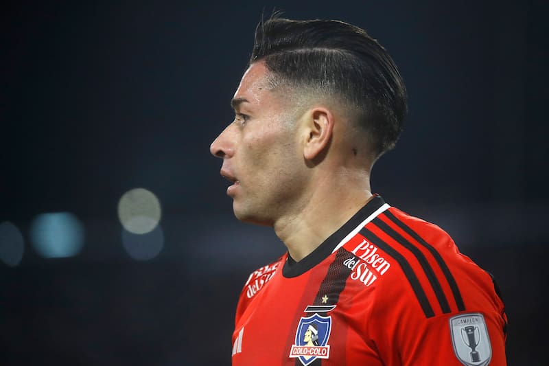 se refiere a la llegada de Mauricio Isla.